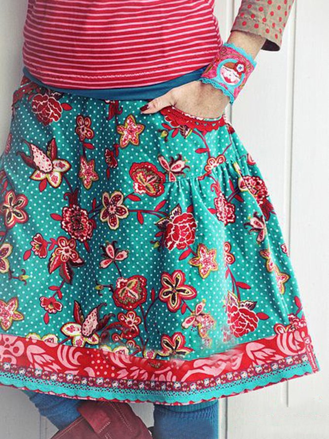 Green Red Printed Holiday Skirt