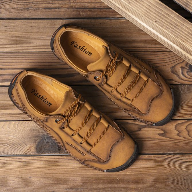 Men Hand Stitching Leather Non Slip Soft Sole Outdoor Casual Shoes