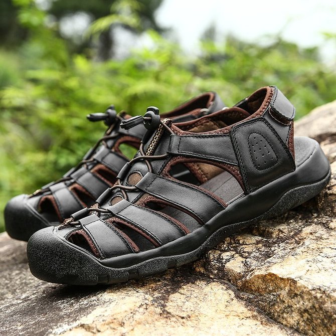 Men Anticollision Toe Outdoor Slip Resistant Leather Hiking Sandals