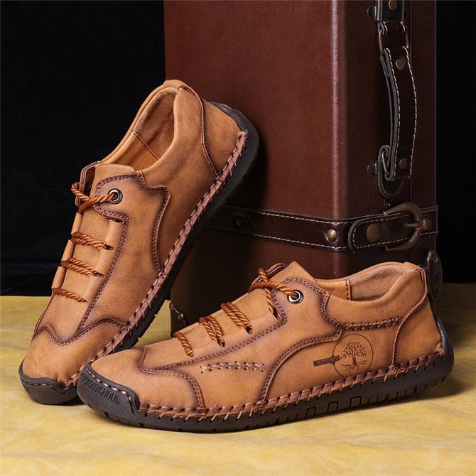 Men Hand Stitching Leather Non Slip Soft Sole Outdoor Casual Shoes