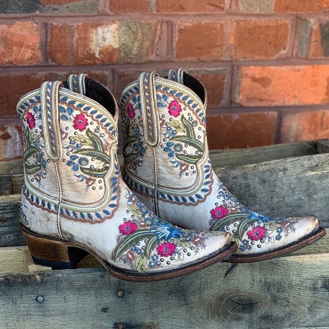 As Picture Floral Embroidered Daily Winter Boots noracora