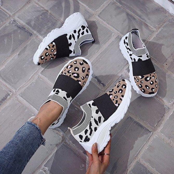 noracora rhinestone sneakers