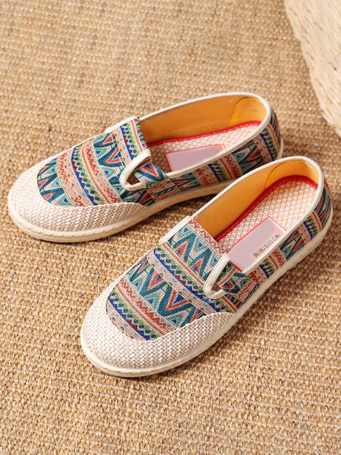 Soft Sole Breathable Ethnic Embroidered Flat Shoes