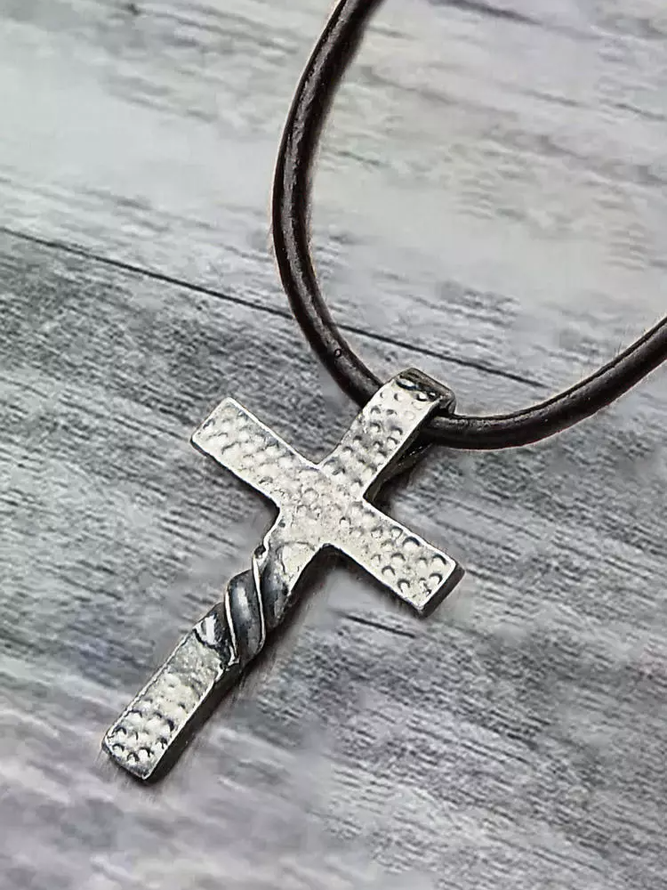 Vintage Silver Cross Jesus Leather Strap Necklace For Men Women Casual Jewelry